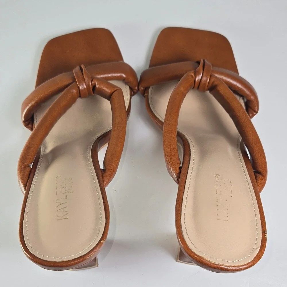 Kayleen Tan Brown Square Toe Padded Thong‎ Heeled Sandals Size 10